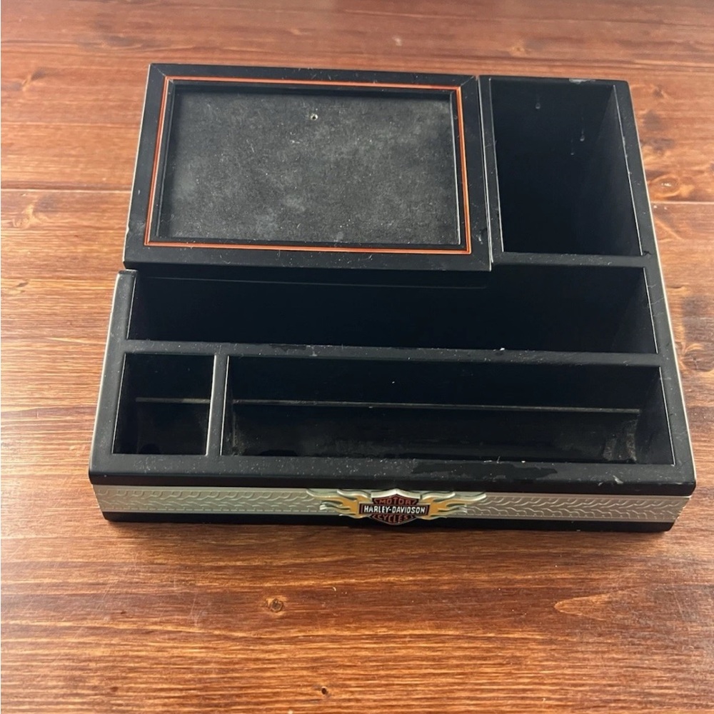 Harley-Davidson Black Key & Card Holder with Brass Closure